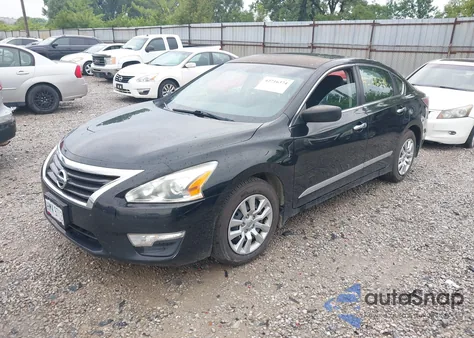 2015 Nissan Altima 2.5 S z USA, uszkodzony, nr VIN 1N4AL3AP6FC182731
